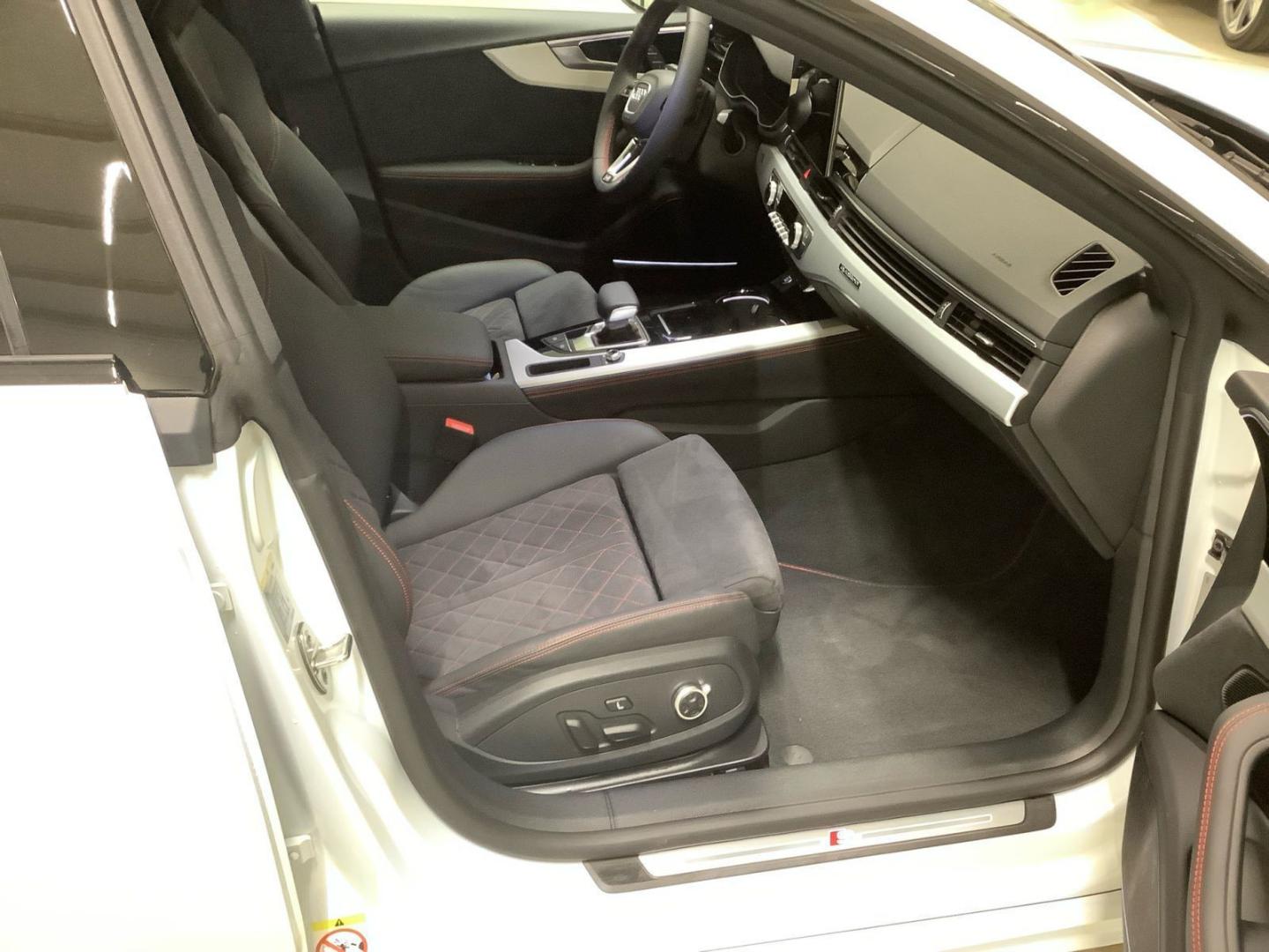 Image about Audi A5 Sportback S line business 40 TFSI quattro S tronic