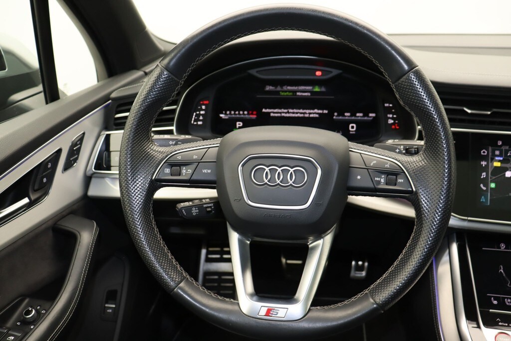 Image about Audi SQ7 TFSI quattro tiptronic