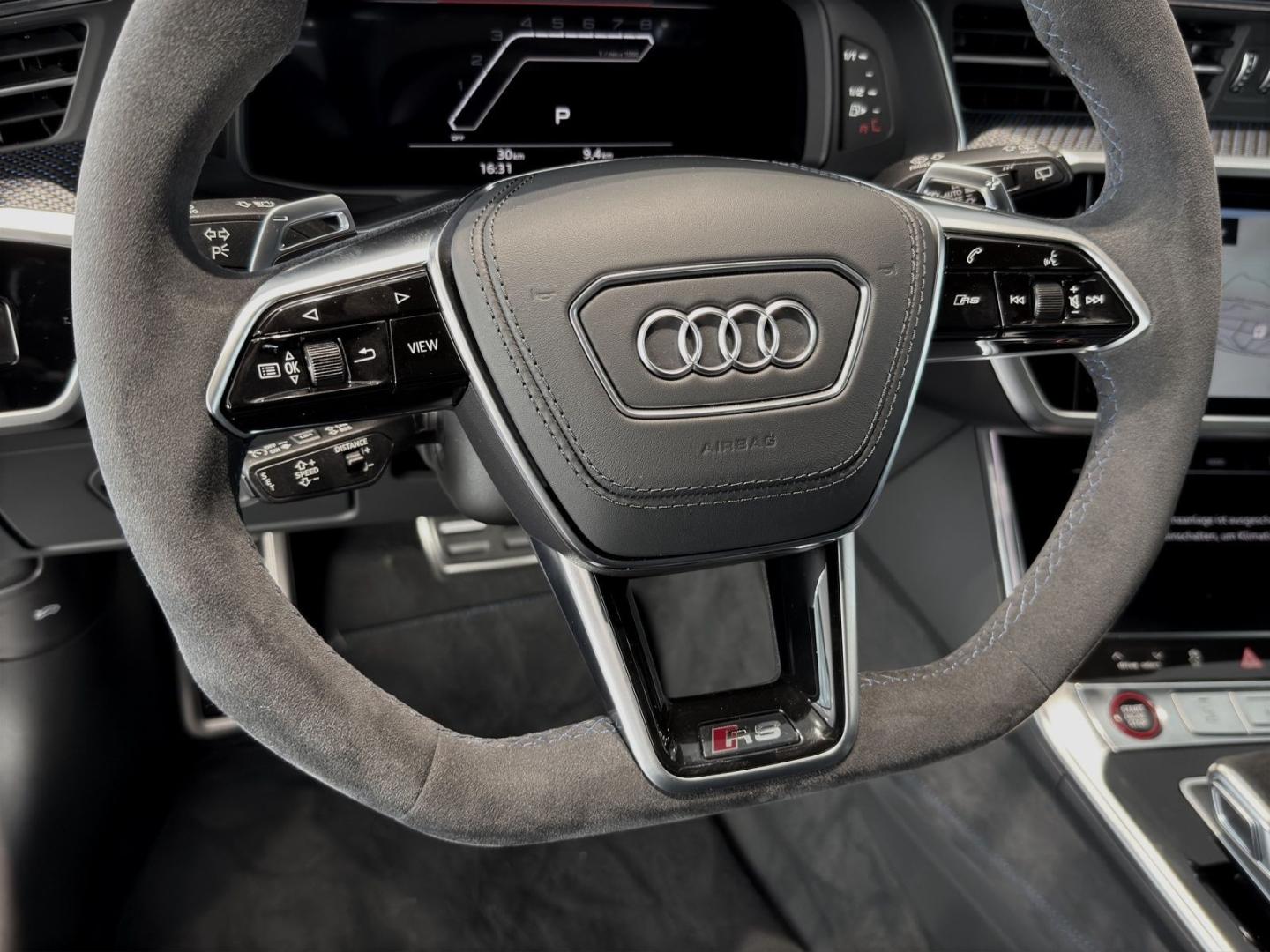Image about Audi RS 6 Avant performance quattro tiptronic