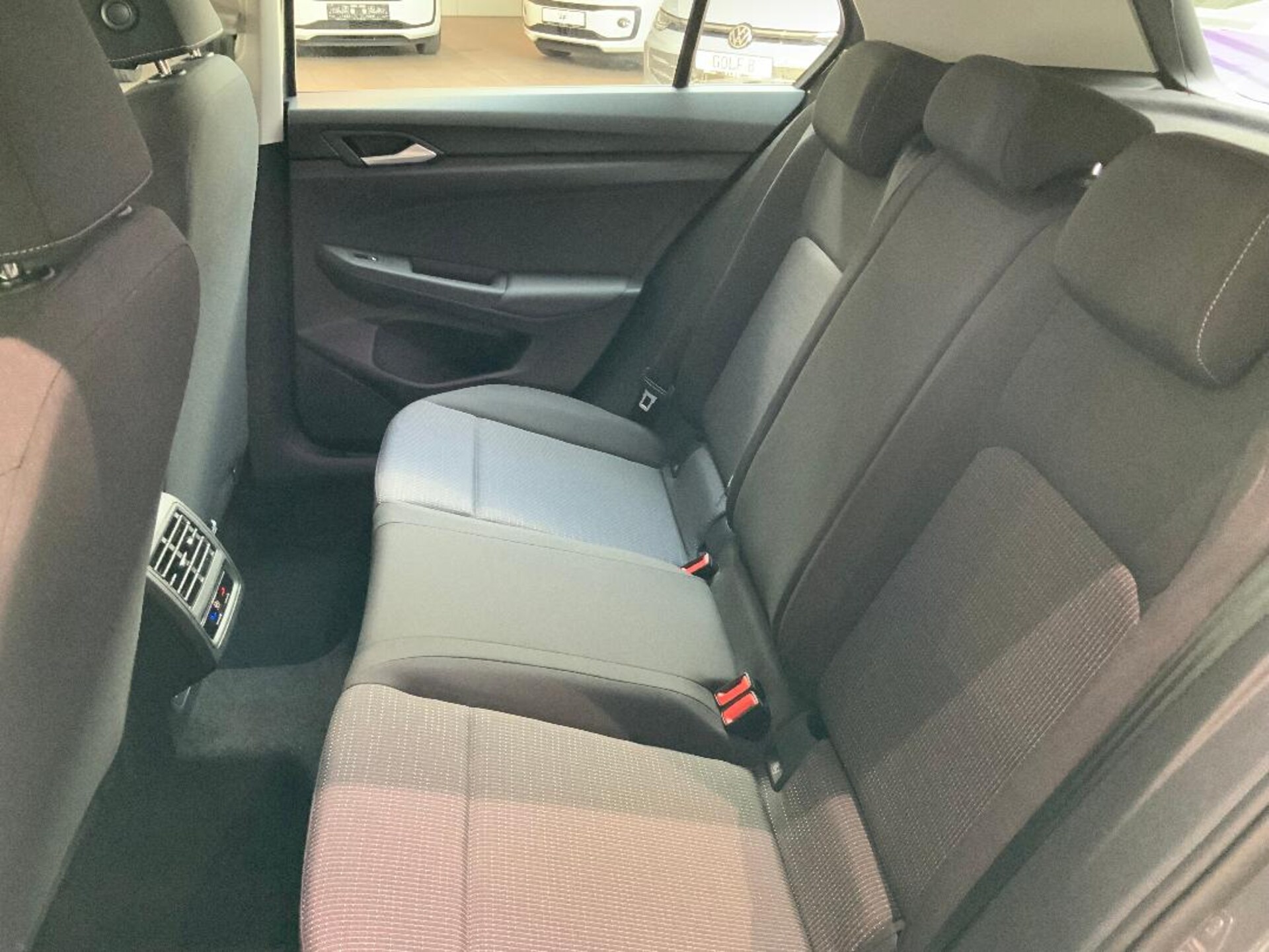 Volkswagen Golf Basis-Modell