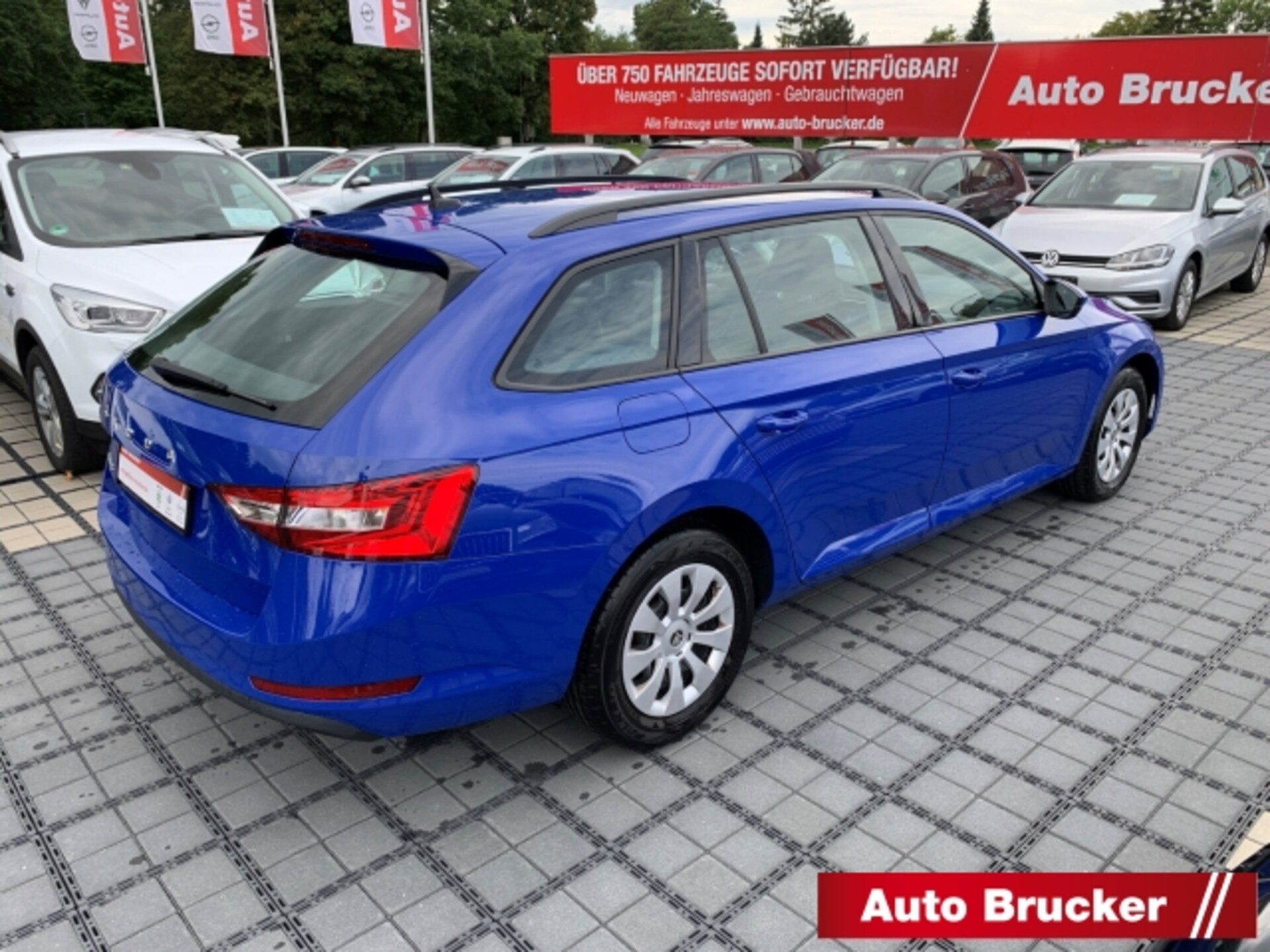 Skoda Superb Combi Active