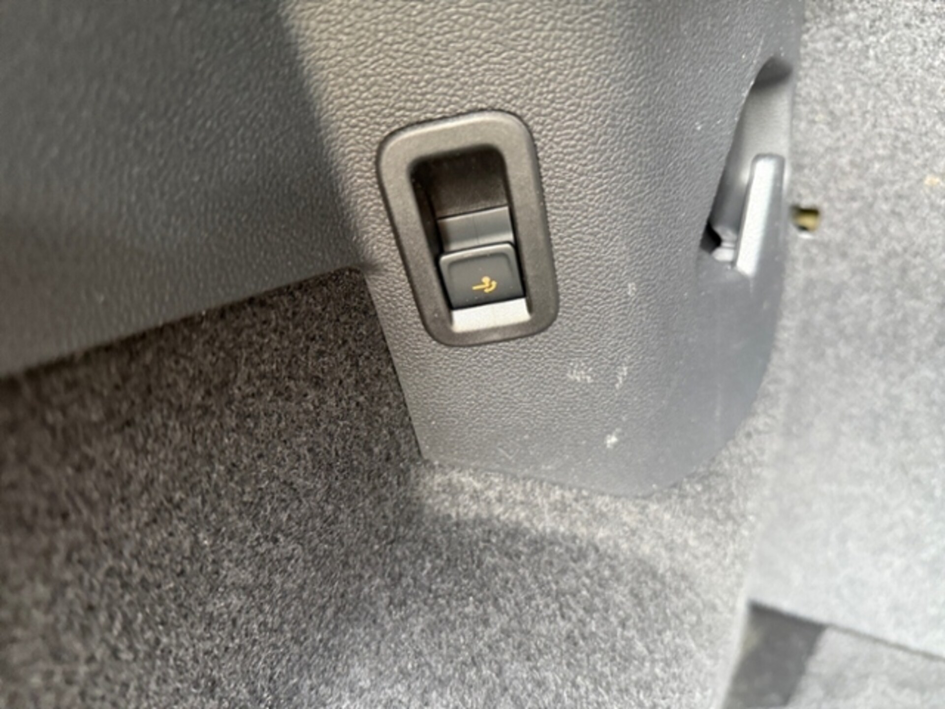 Volkswagen Golf Active