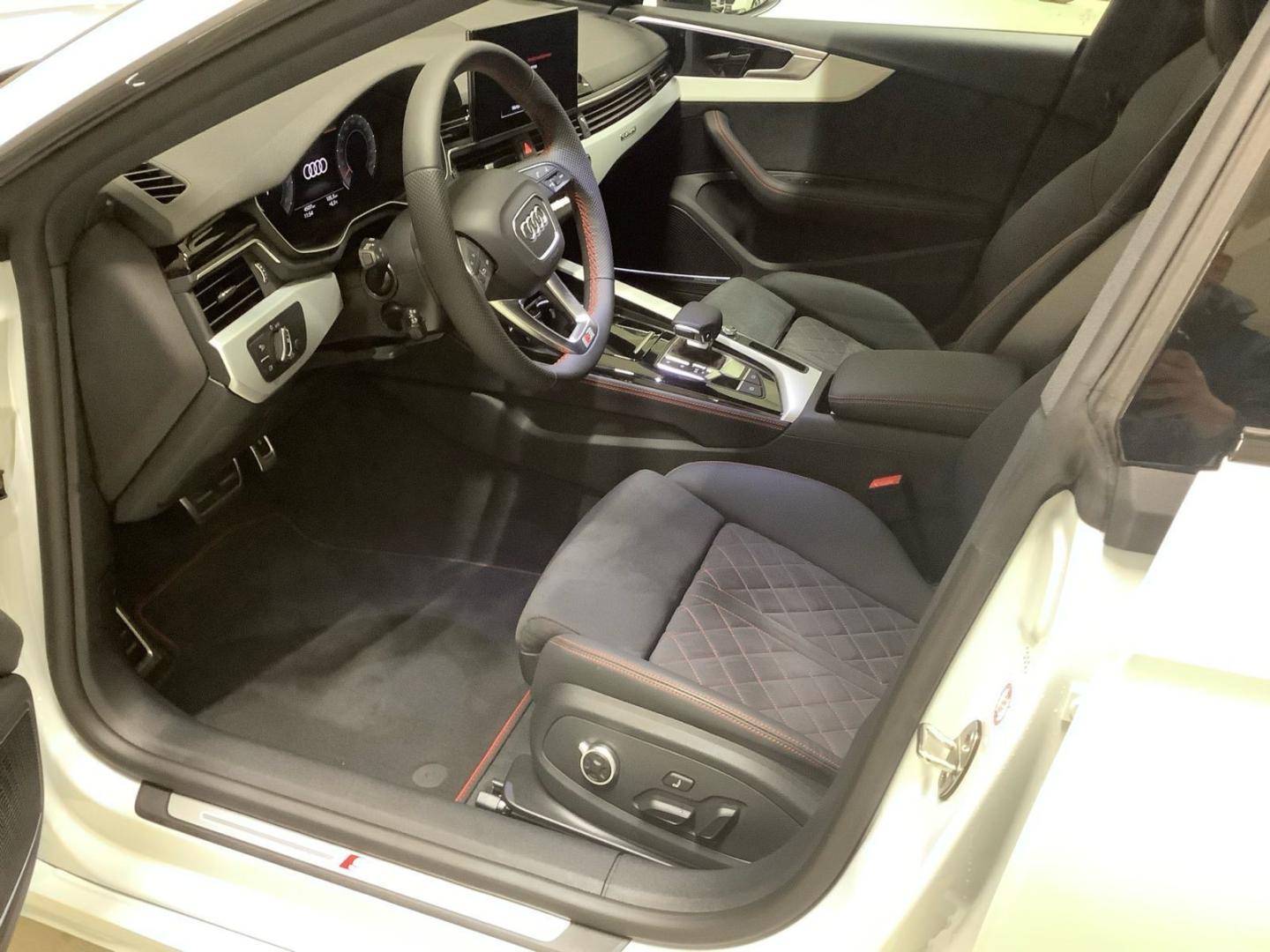 Image about Audi A5 Sportback S line business 40 TFSI quattro S tronic