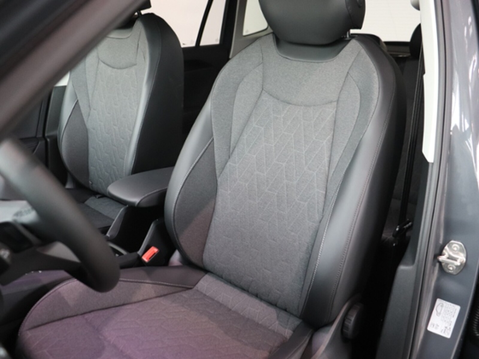 Volkswagen Tiguan – Bild 15