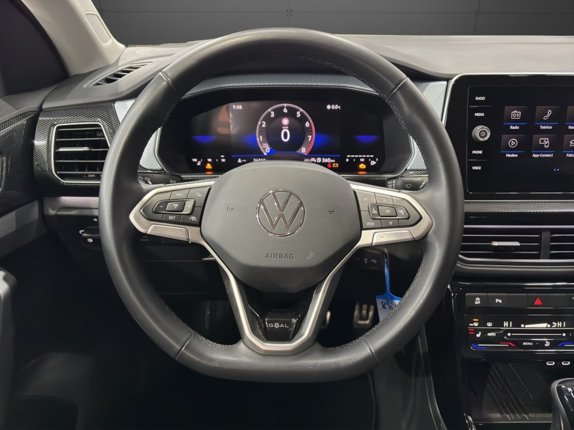Volkswagen T-Cross Life