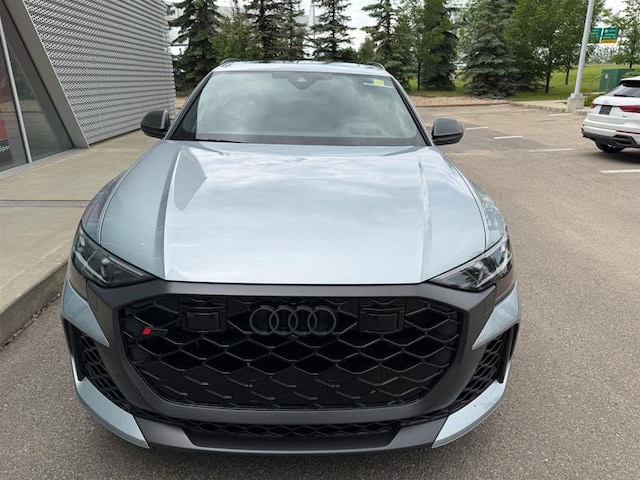 2026 Audi RS Q8 SUV performance