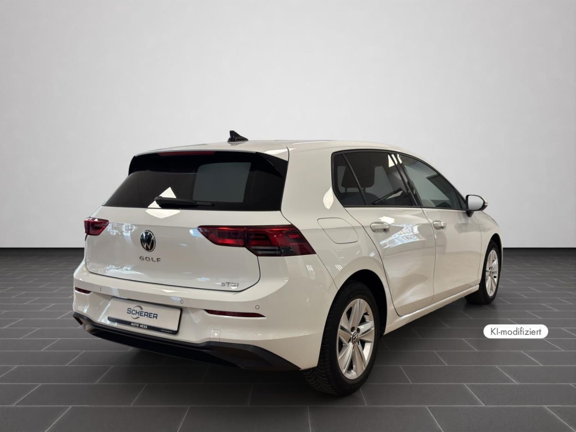 Volkswagen Golf Life