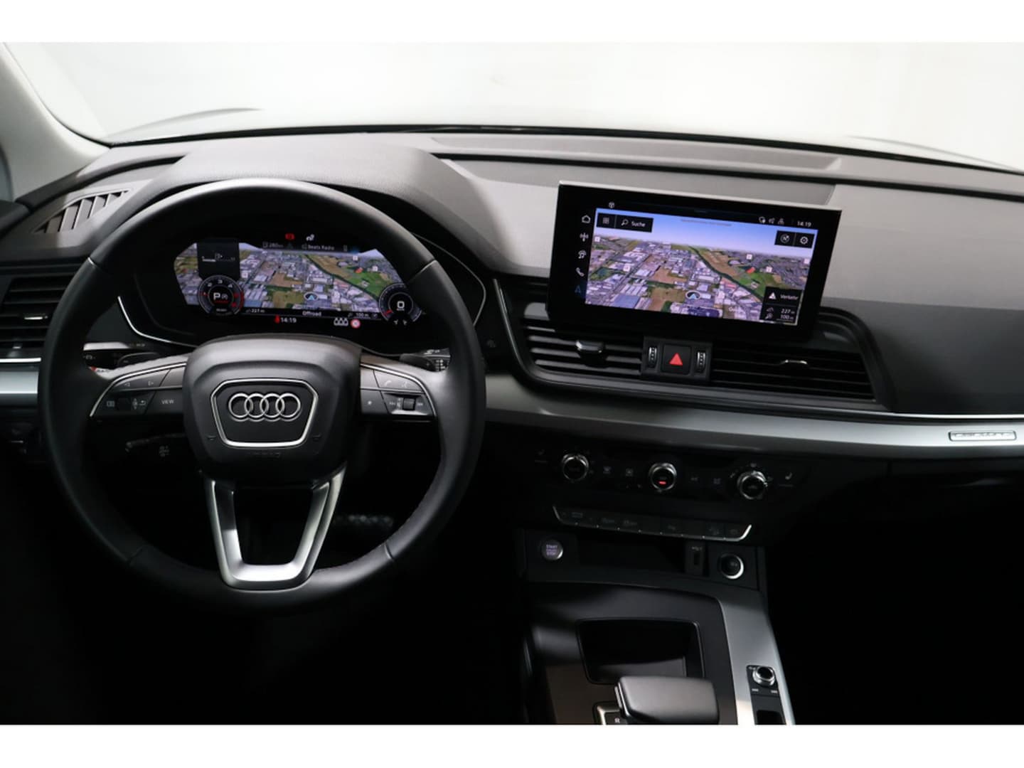 Bild über Audi Q5 Sportback 40 TDI quattro S tronic - für weitere Informationen kontaktieren Sie den Audi Partner