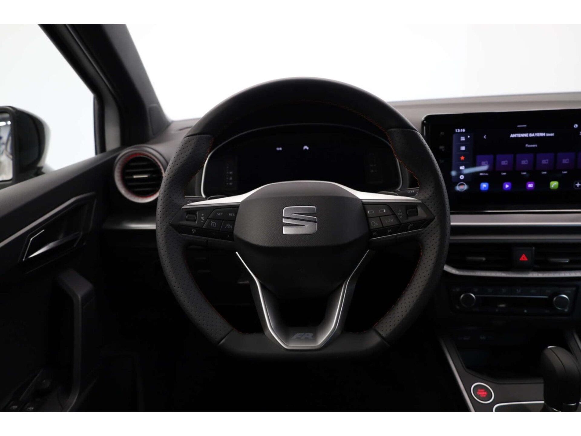 SEAT Arona FR
