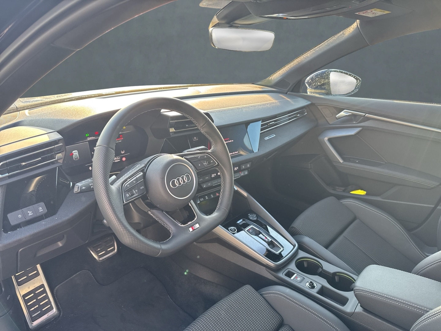 Bild über Audi A3 Sportback advanced 35 TFSI S tronic - für weitere Informationen kontaktieren Sie den Audi Partner