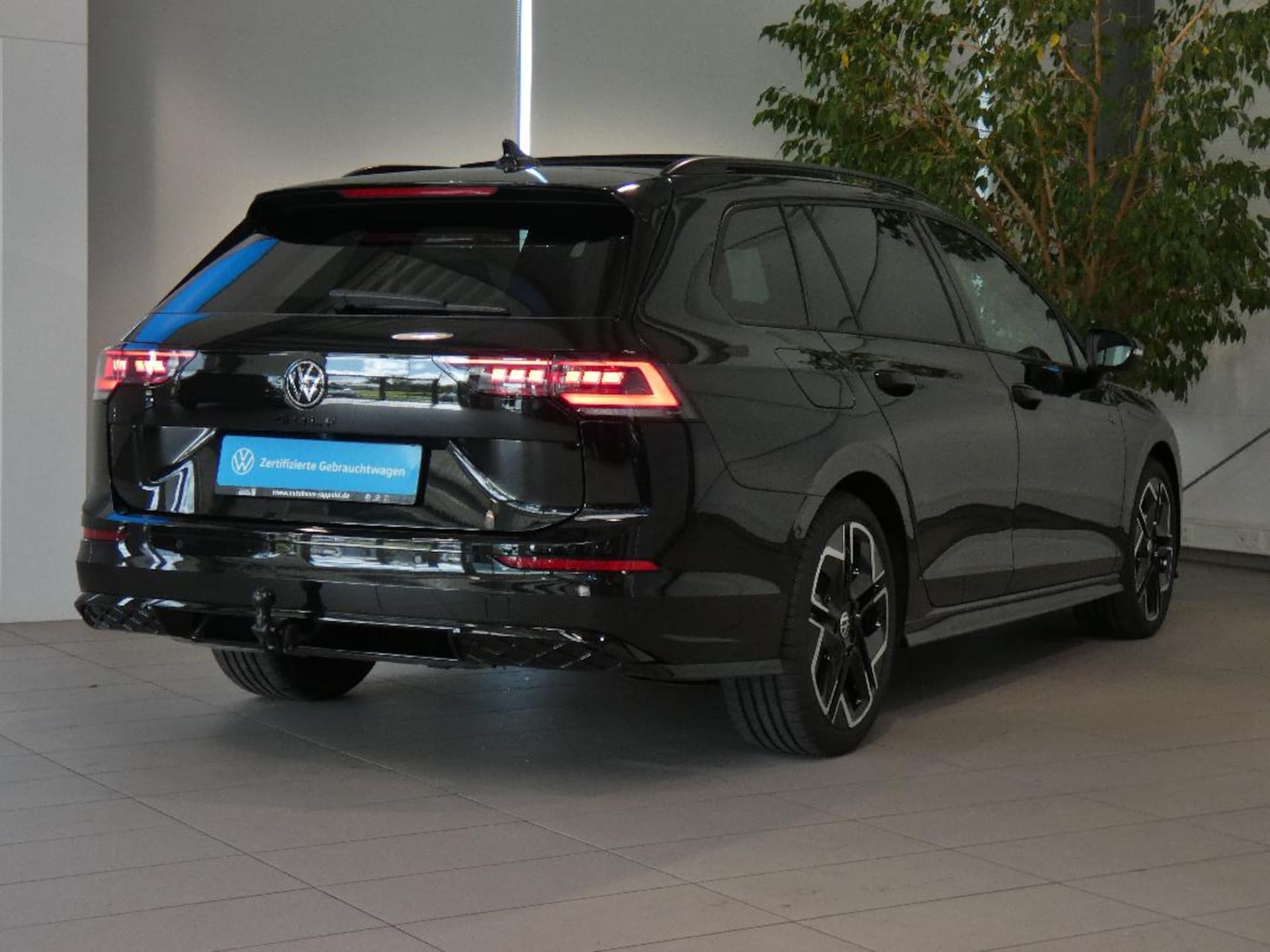 Volkswagen Golf Variant R-Line