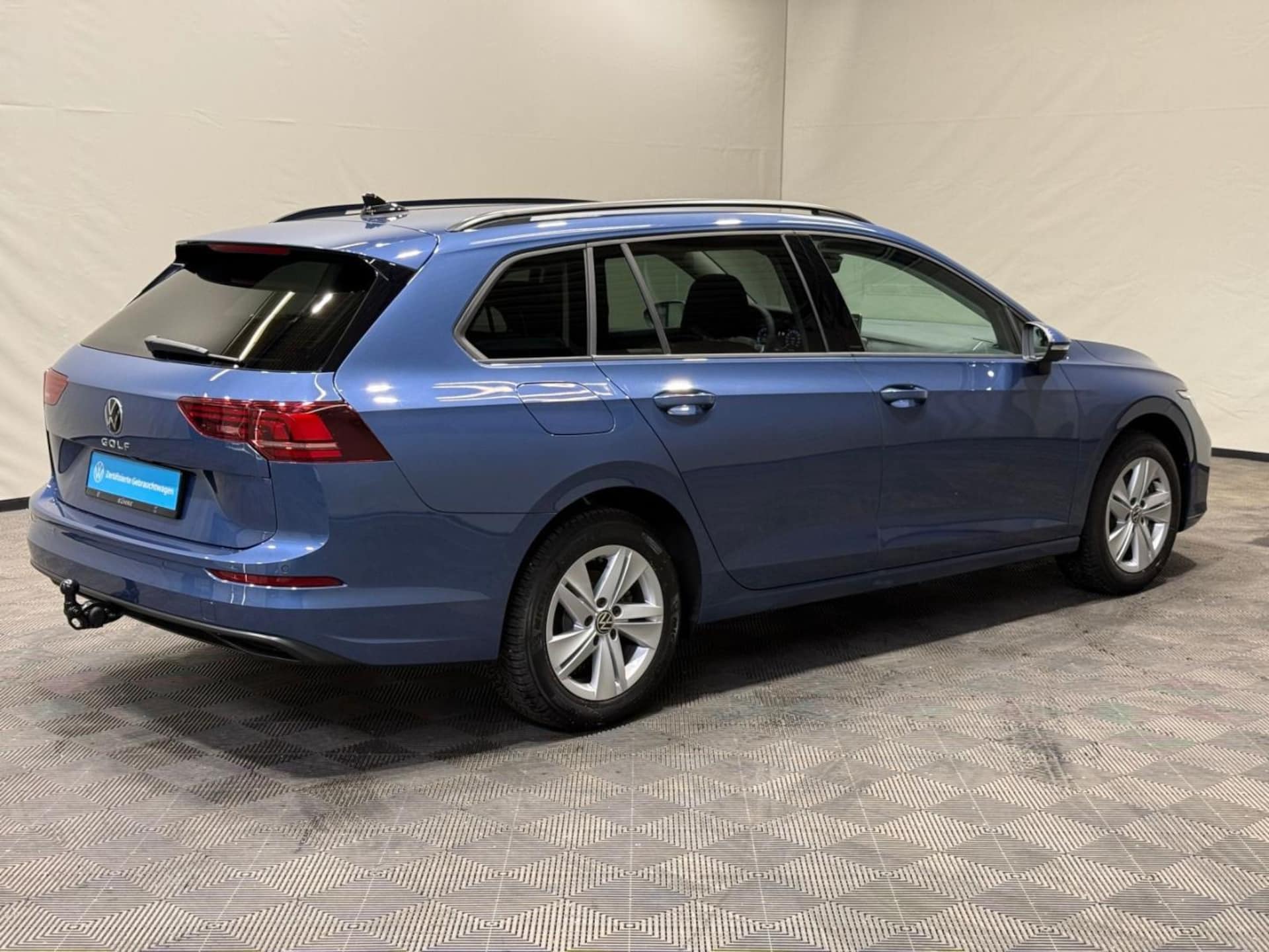 Volkswagen Golf Variant Life