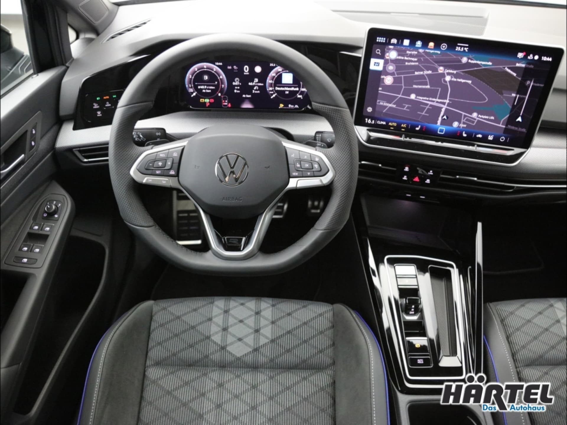 Volkswagen Golf R-Line