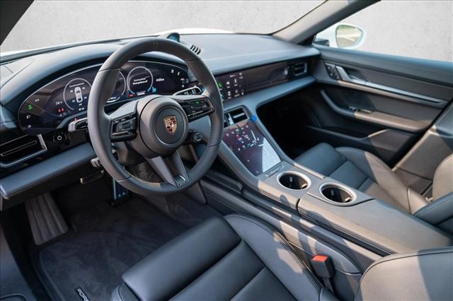 2025 Porsche Taycan