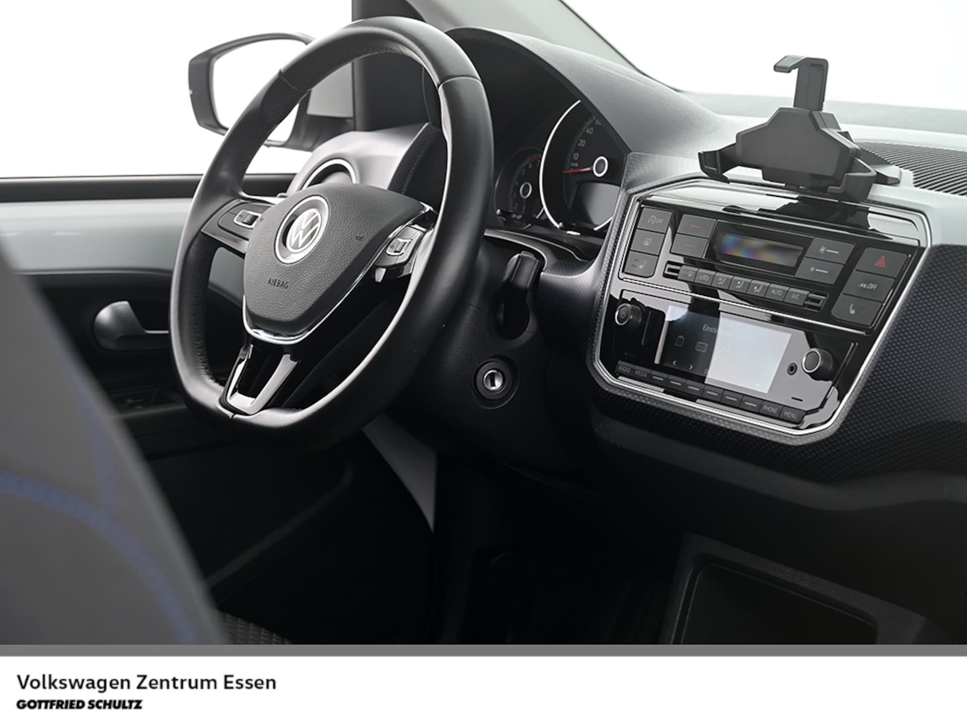 Volkswagen up! UNITED
