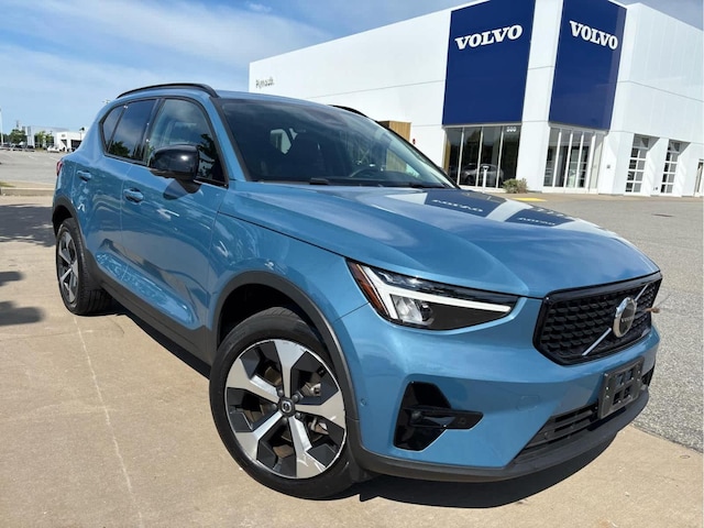2024 Volvo XC40