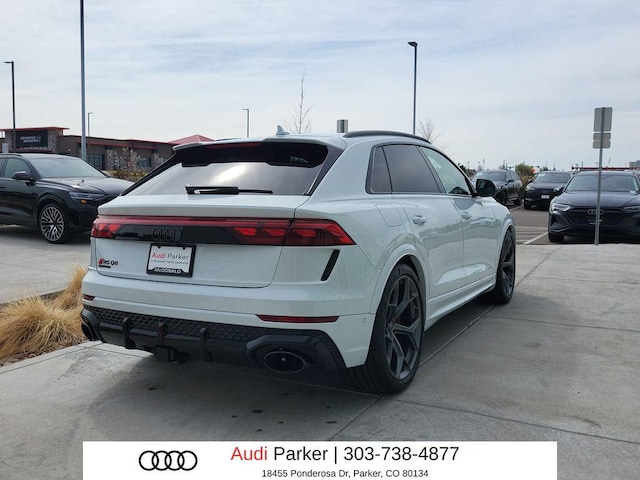 2026 Audi RS Q8 SUV performance