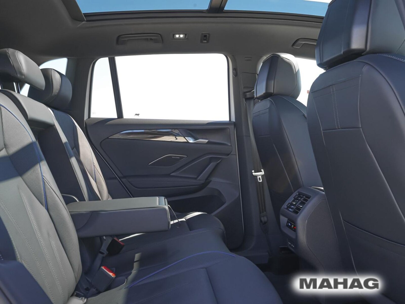 Volkswagen Tiguan – Bild 15