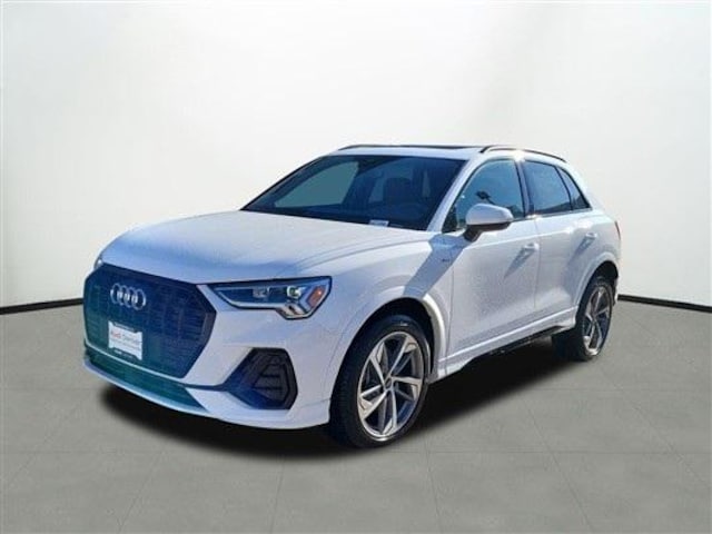 2025 Audi Q3 S Line Premium's photo