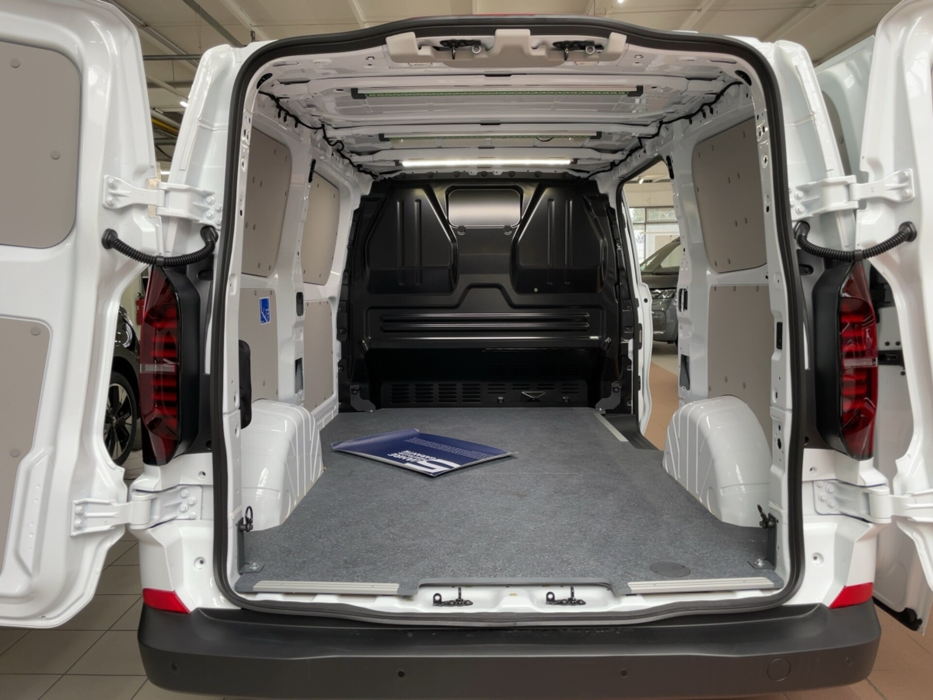 Volkswagen Transporter Kasten kurzer Radstand