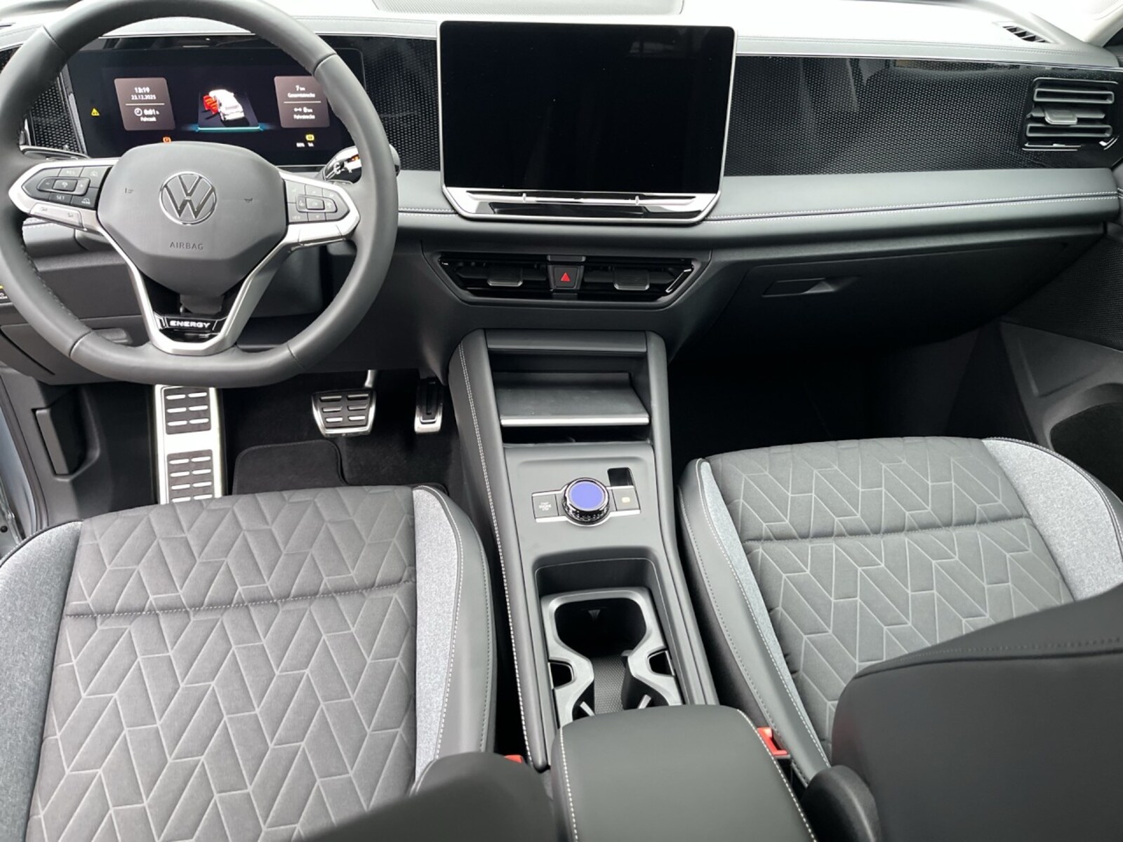 Volkswagen Tiguan – Bild 9