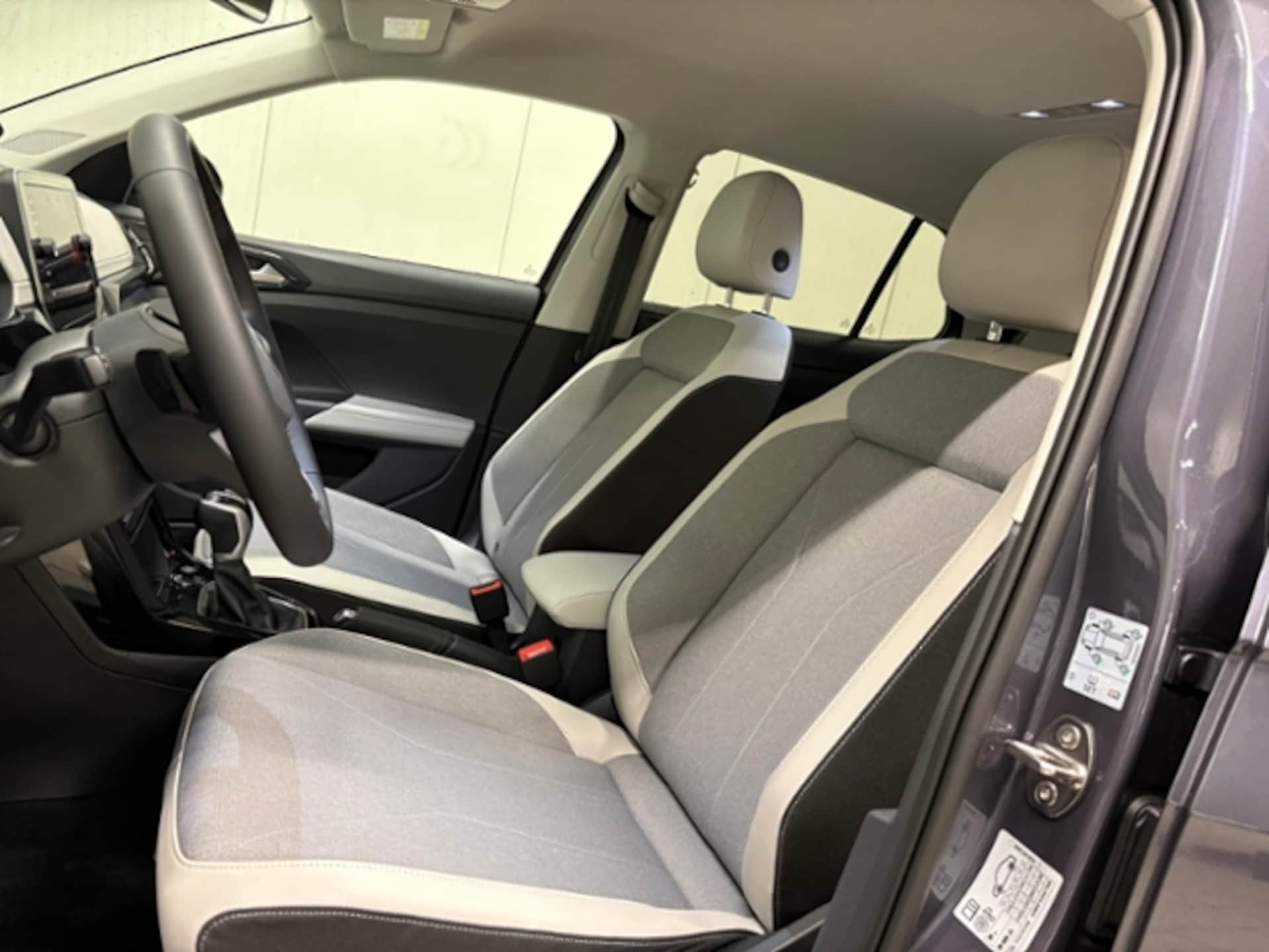 Volkswagen T-Cross Style