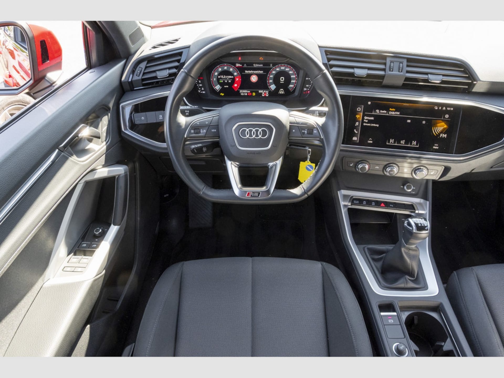 Audi Q3 Sportback S line