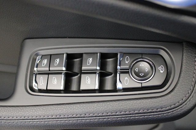 2025 Porsche Macan Base - Photo 23