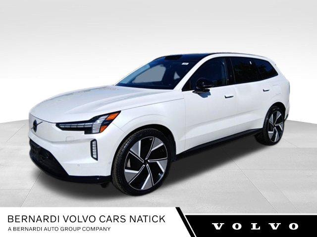 2025 Volvo EX90