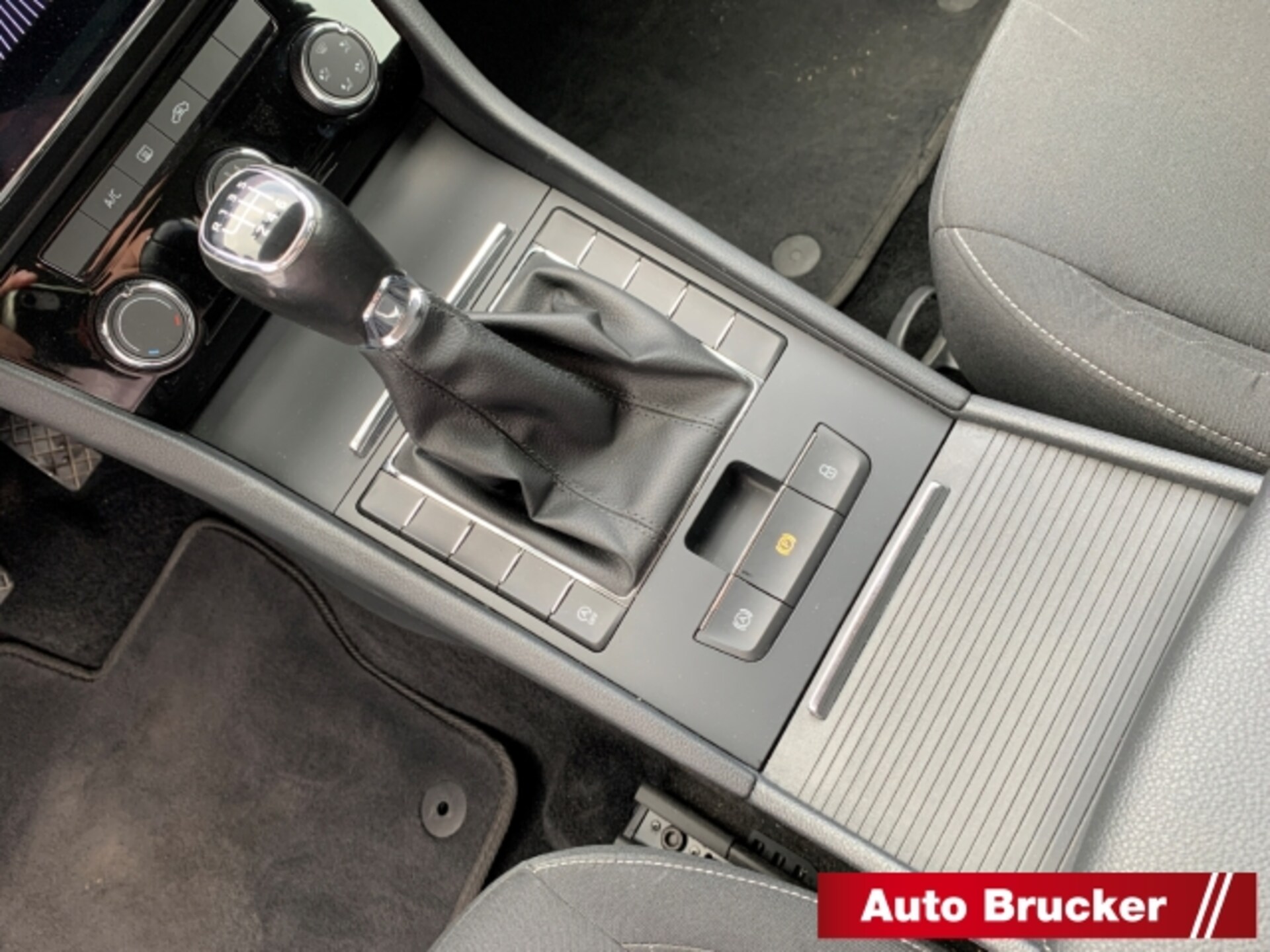 Skoda Superb Combi Active
