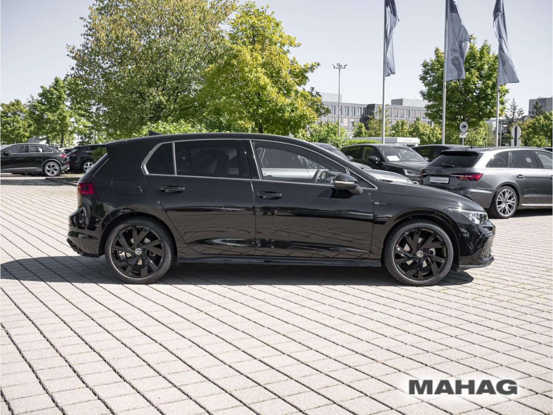 Volkswagen Golf R-Line