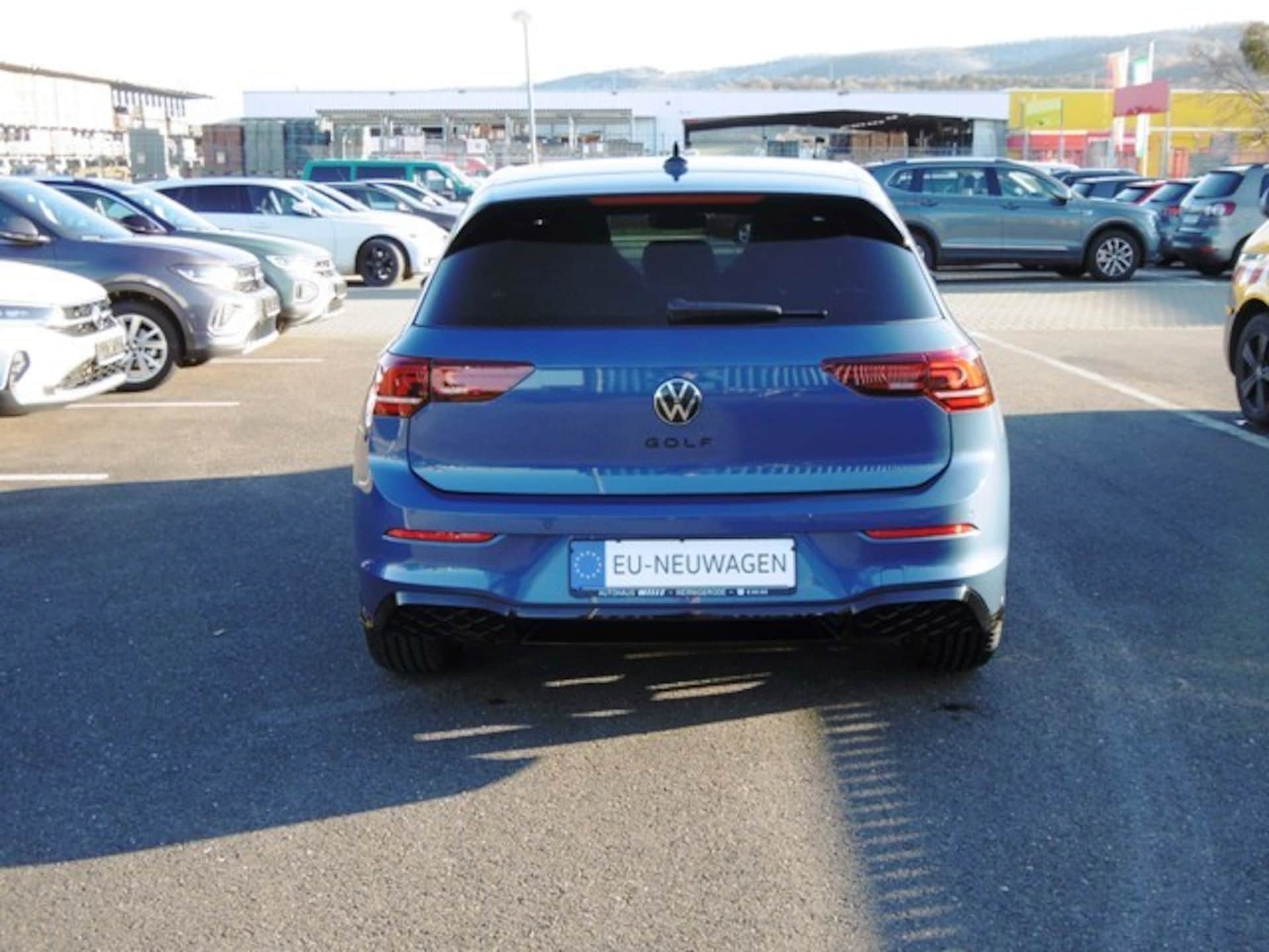 Volkswagen Golf R-Line