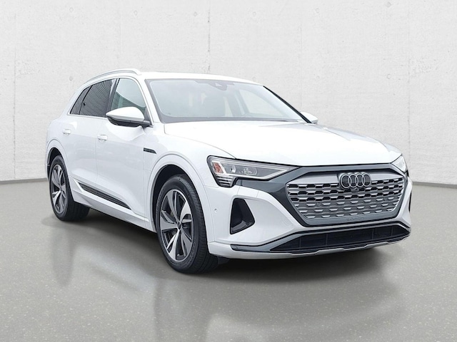 2024 Audi Q8 e-tron