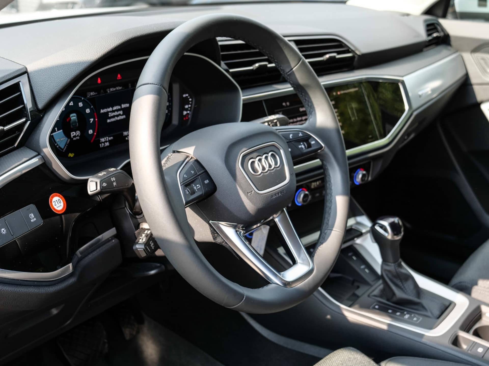 Audi Q3 Sportback S line