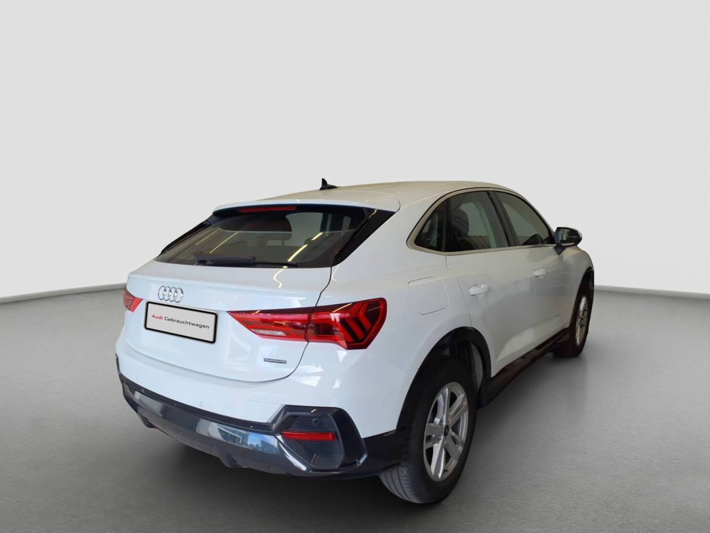 Bild über Audi Q3 Sportback 40 TDI quattro S tronic - für weitere Informationen kontaktieren Sie den Audi Partner