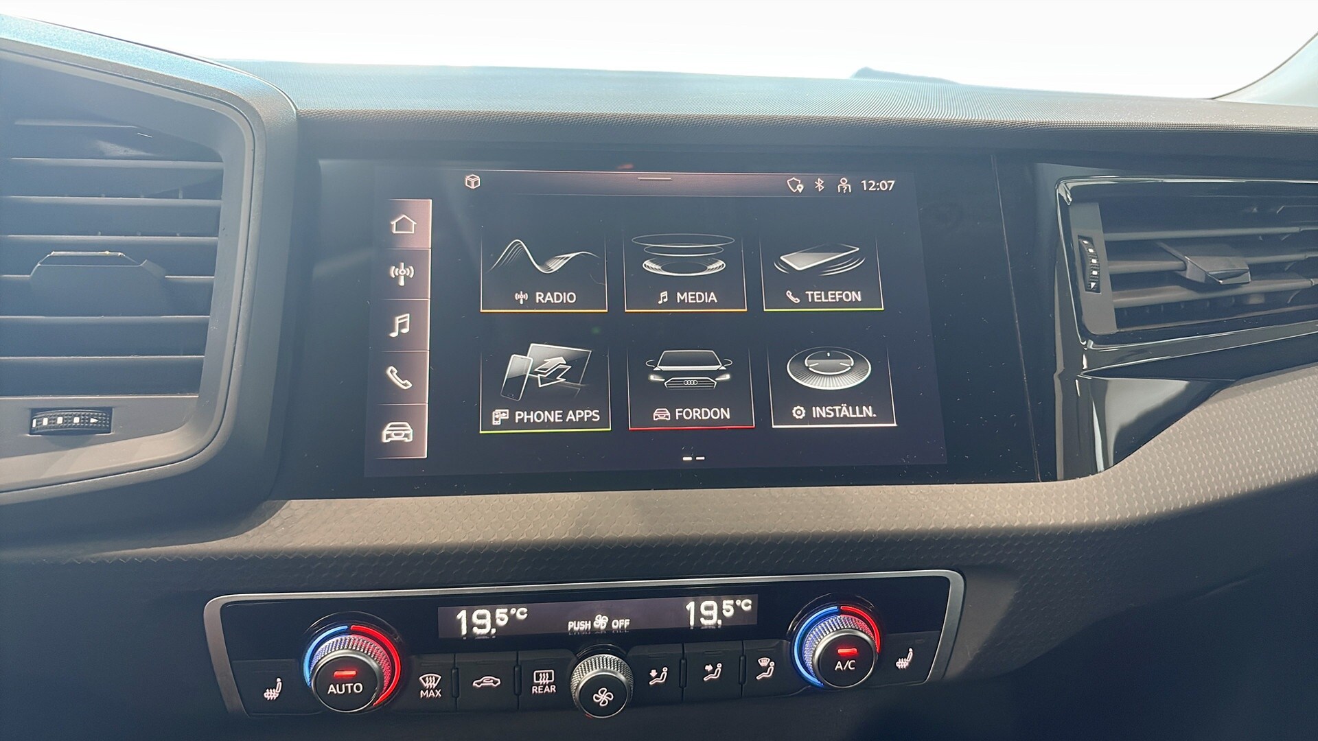 Bild som visar&nbsp;Audi A1 Sportback&nbsp;A1 Sportback 30 TFSI Proline 110 hk S tronic - för mer information kontakta din Audi Partner