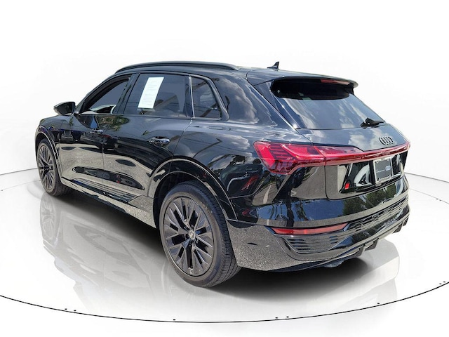 2024 Audi Q8 e-tron