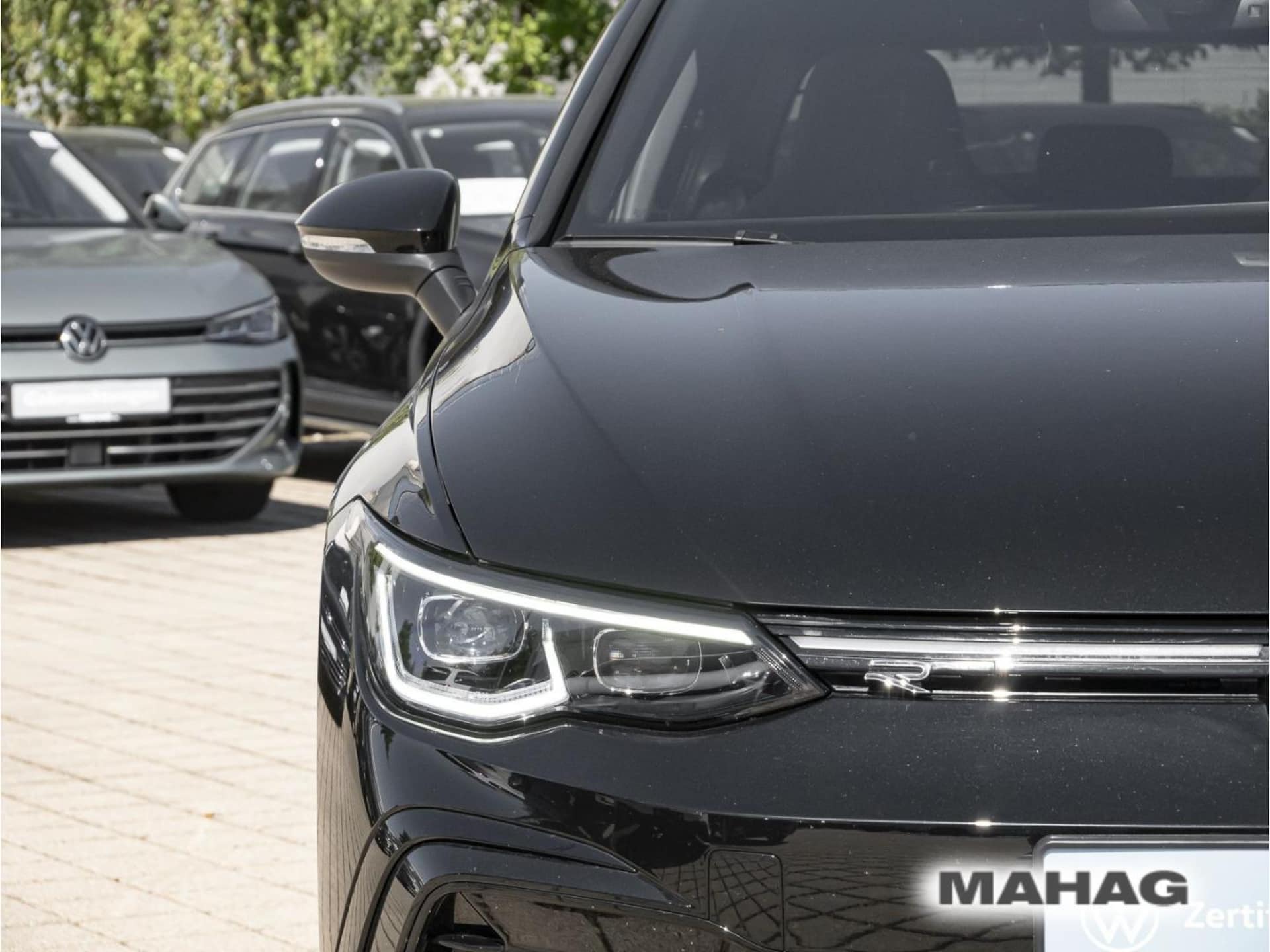 Volkswagen Golf R-Line