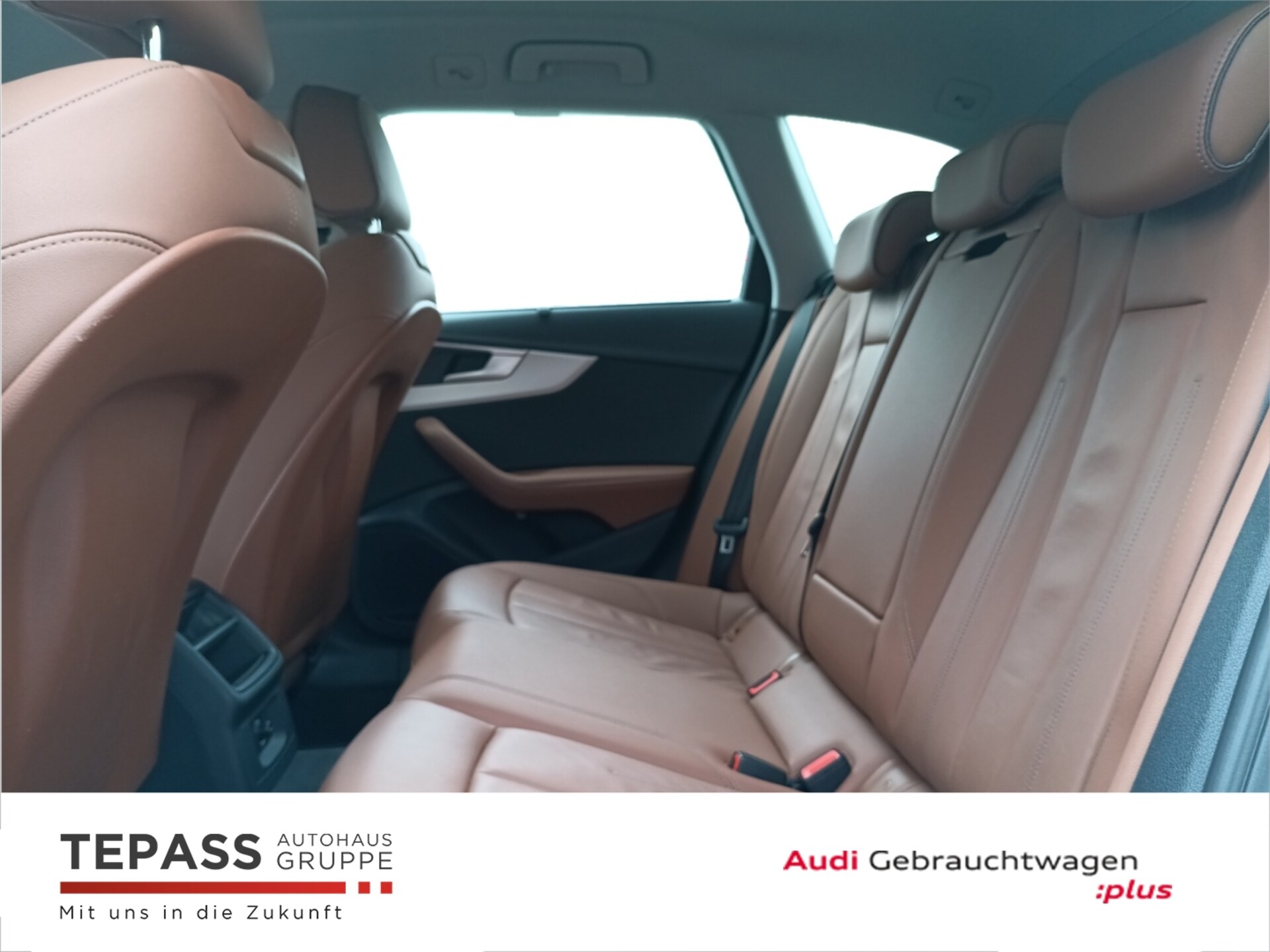 Audi A4 Avant S line