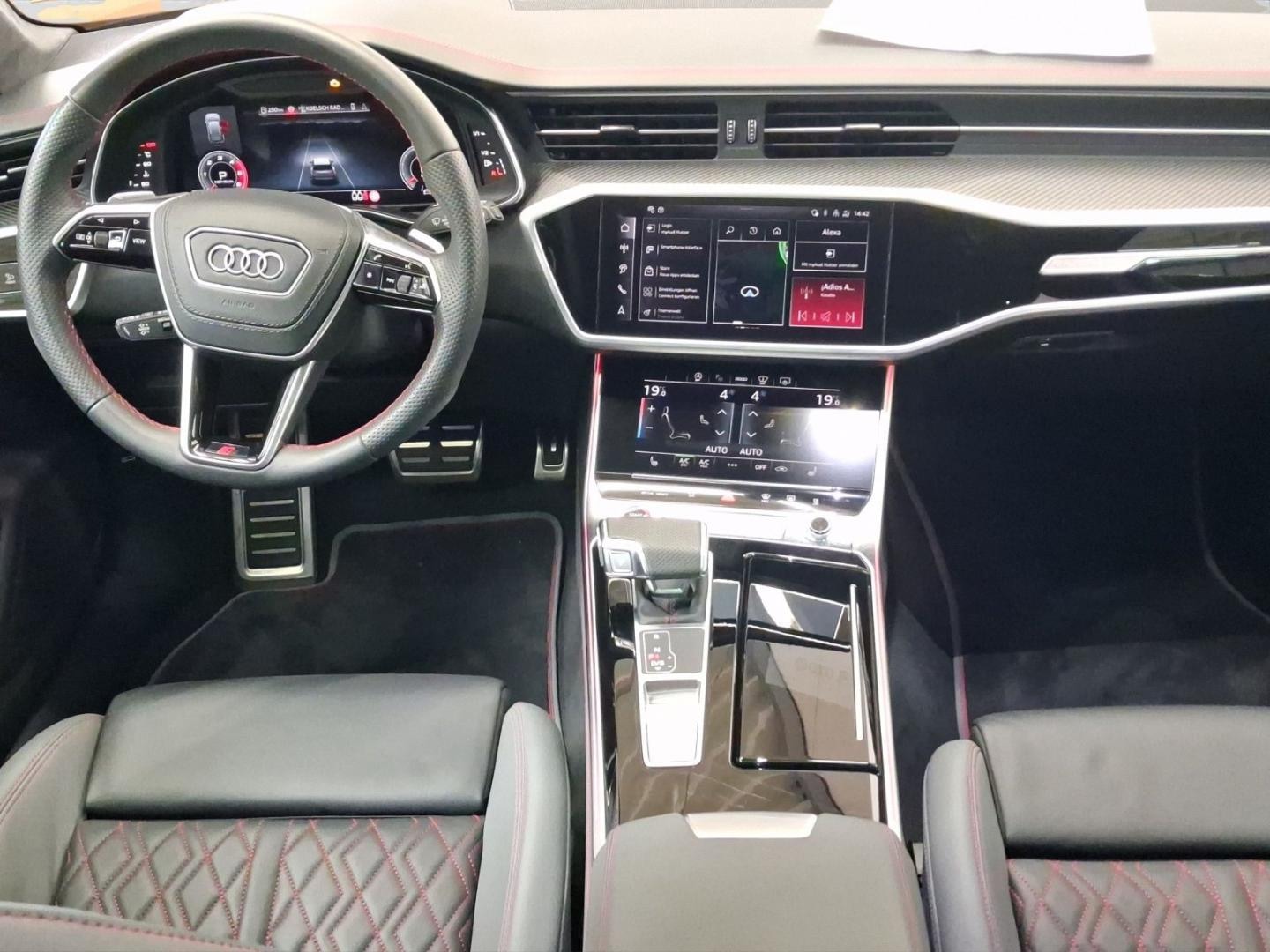 Bild über Audi S6 Avant TDI quattro tiptronic - für weitere Informationen kontaktieren Sie den Audi Partner