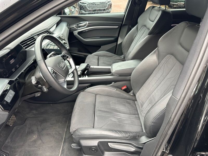 Image about Audi e-tron S line 55 quattro
