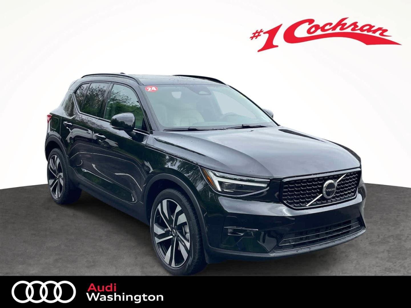 2024 Volvo XC40 B5 Ultimate Dark AWD's photo