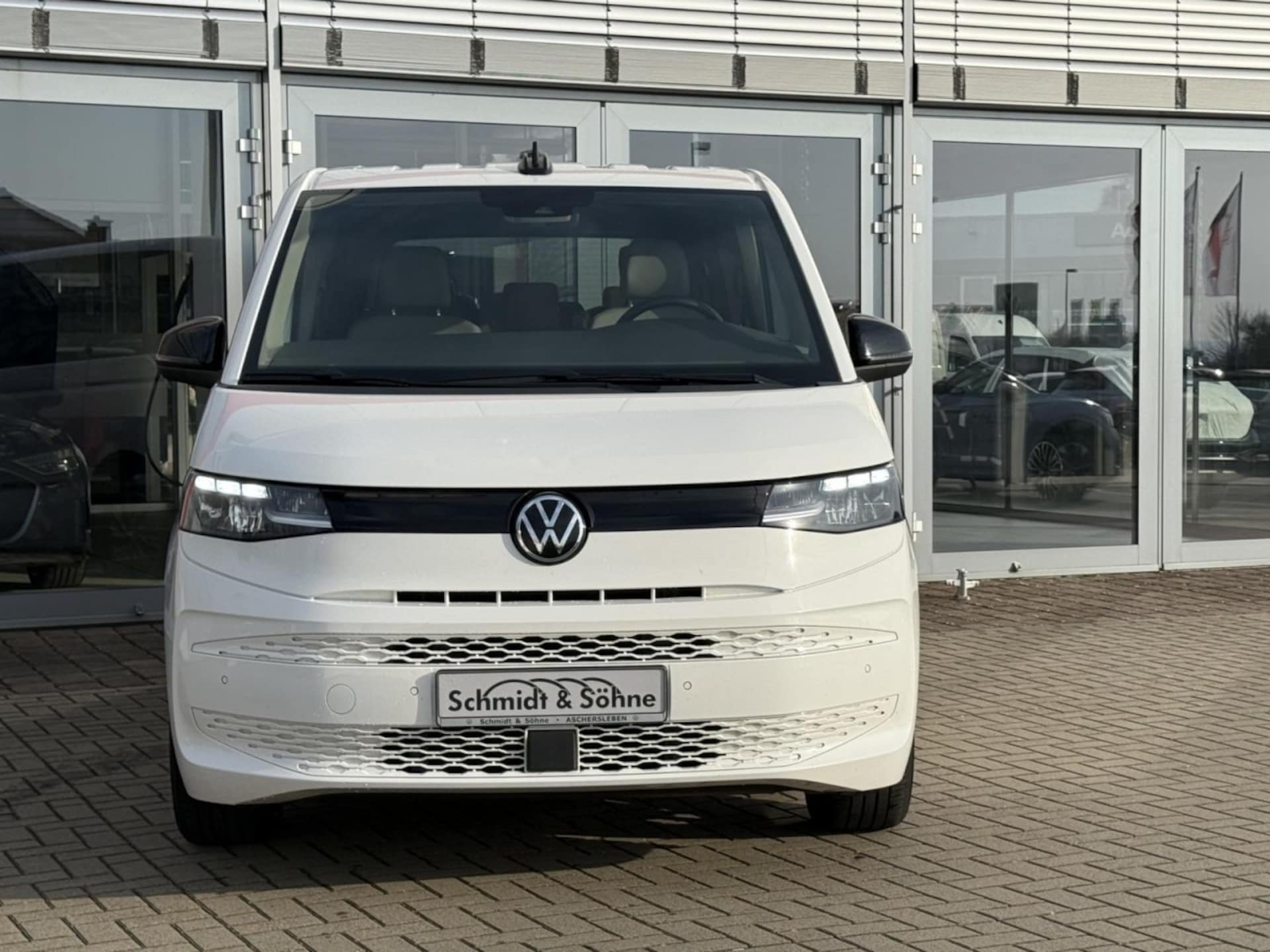 Volkswagen Multivan Basis-Modell