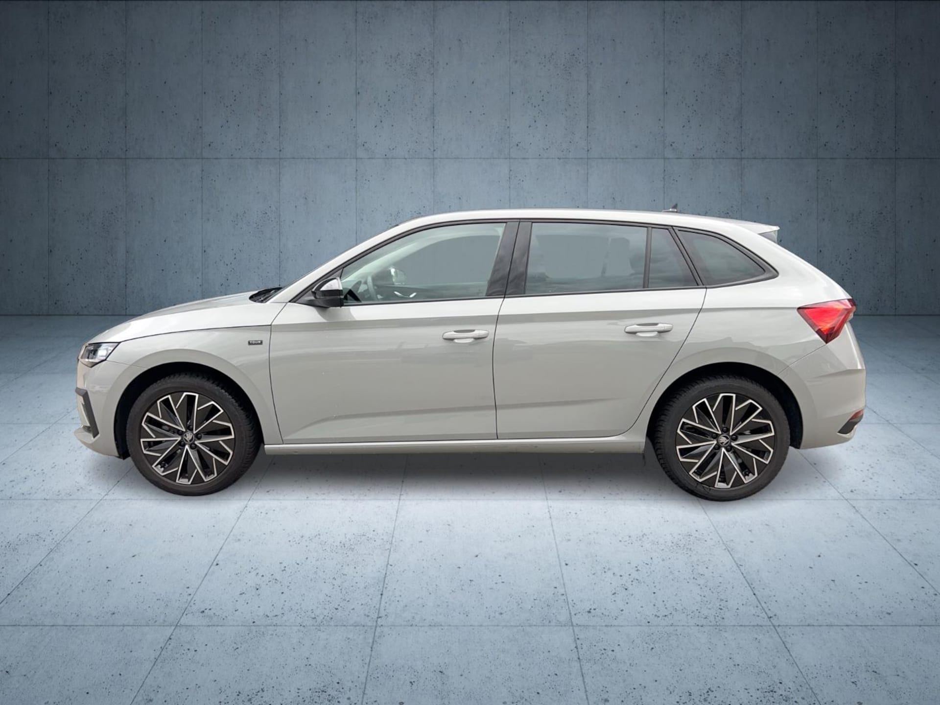 Skoda Scala Tour