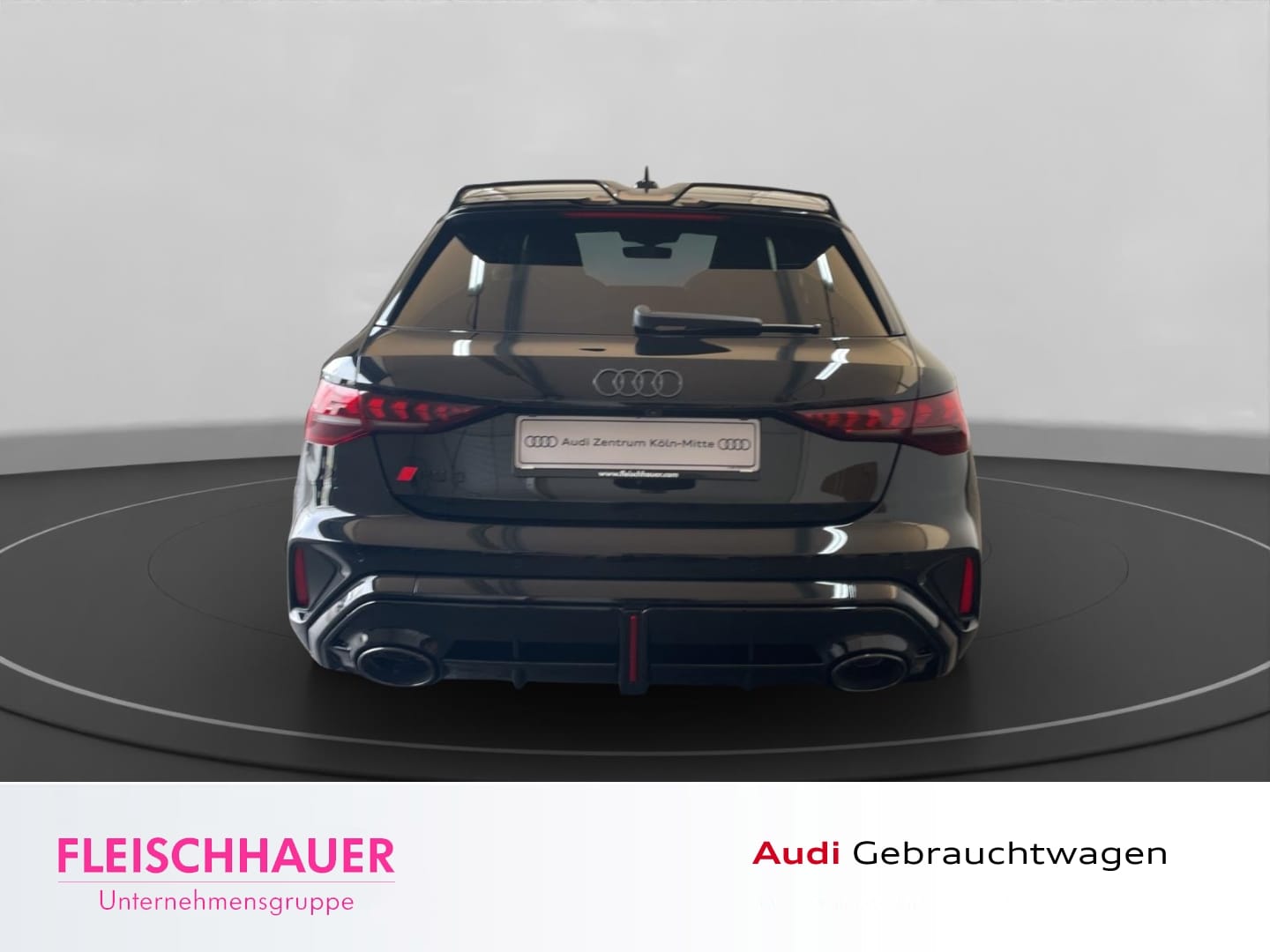 Bild über Audi RS 3 Sportback TFSI quattro 294 kW S tronic - für weitere Informationen kontaktieren Sie den Audi Partner