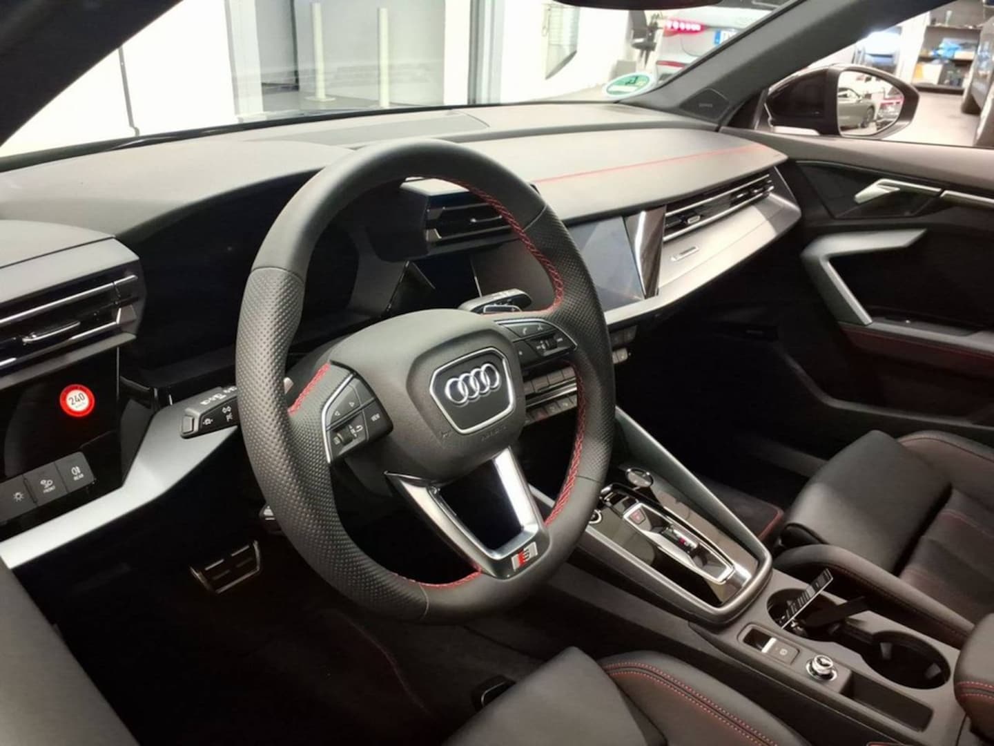 Bild über Audi A3 Sportback TDI 110 kW S tronic - für weitere Informationen kontaktieren Sie den Audi Partner