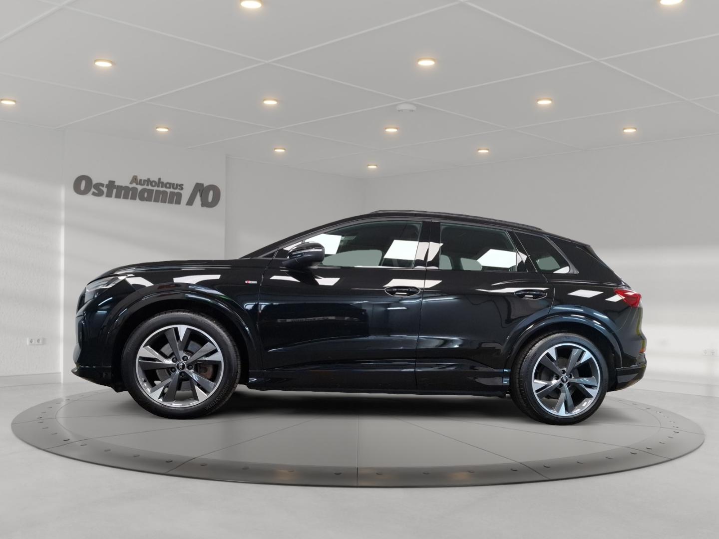 Image about Audi Q4 e-tron 40 e-tron