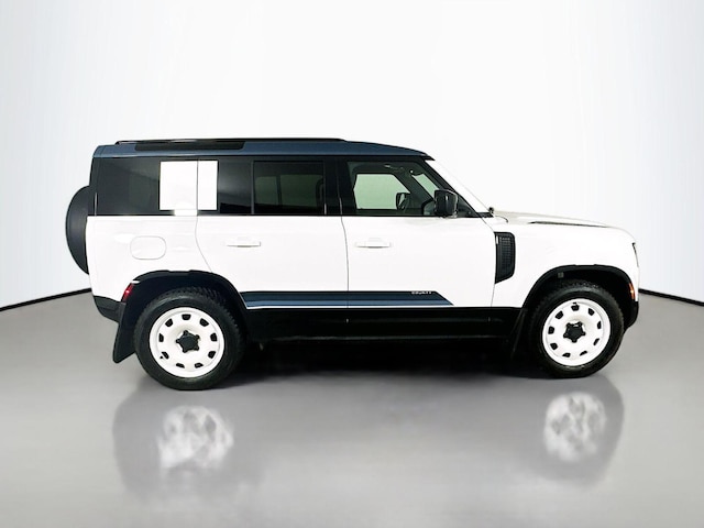 2025 Land Rover Defender