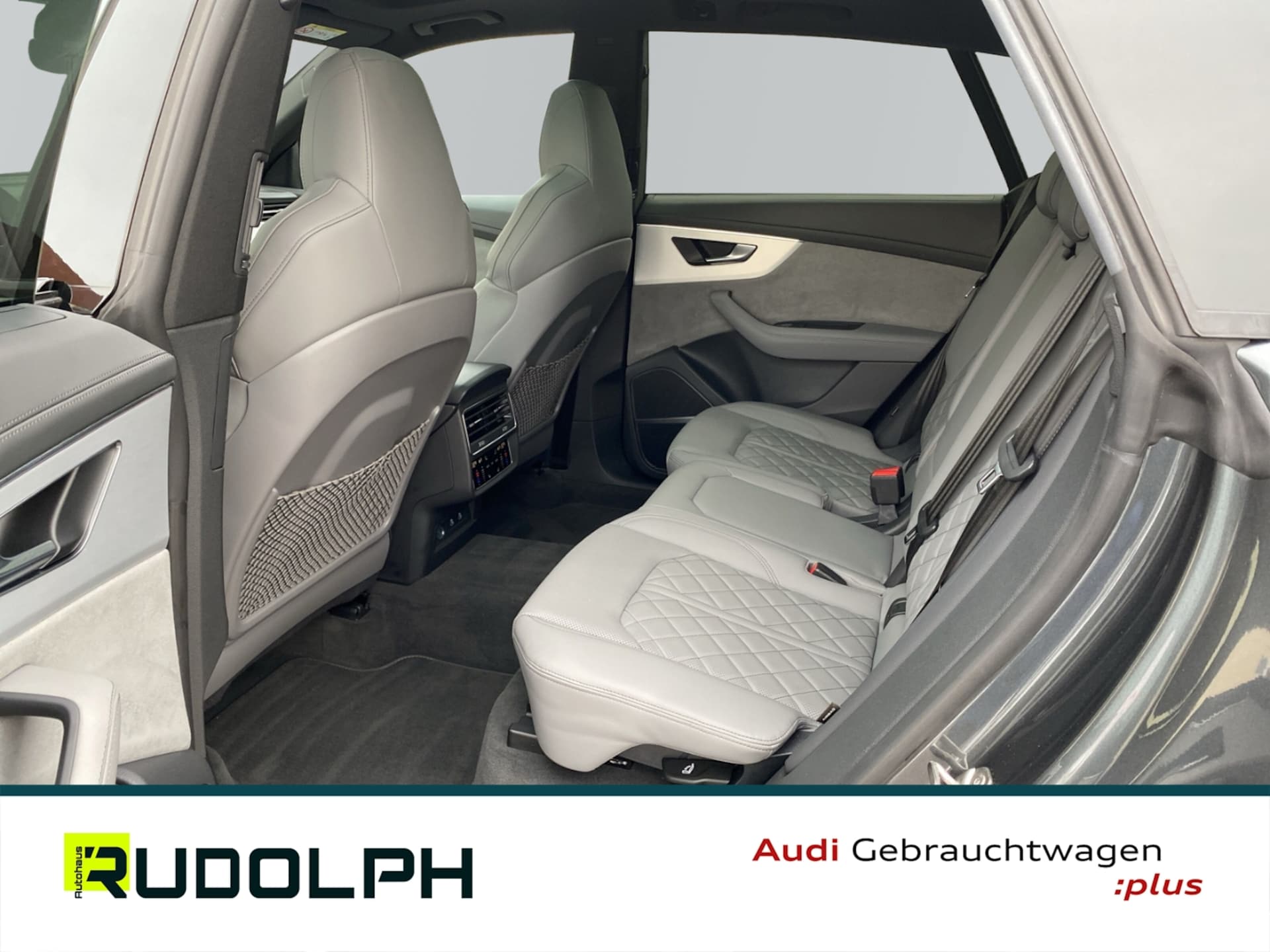 Audi SQ8 SUV