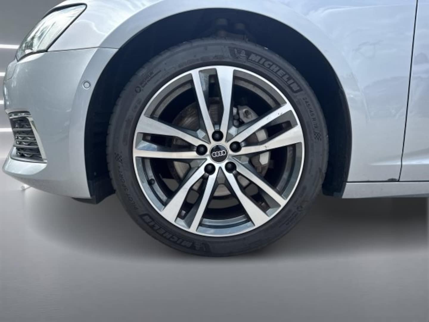 Bild über Audi A6 Avant design 35 TDI S tronic - für weitere Informationen kontaktieren Sie den Audi Partner